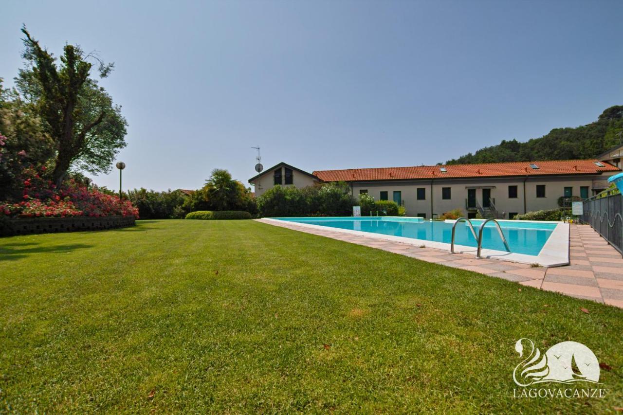 Residence Atollo Manerba del Garda Exterior photo